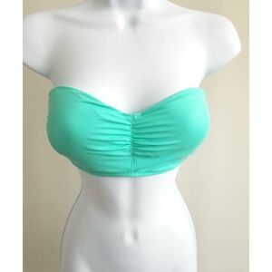 💟 2/$25 💟 // VS Babe Bandeau Bikini Top 32D